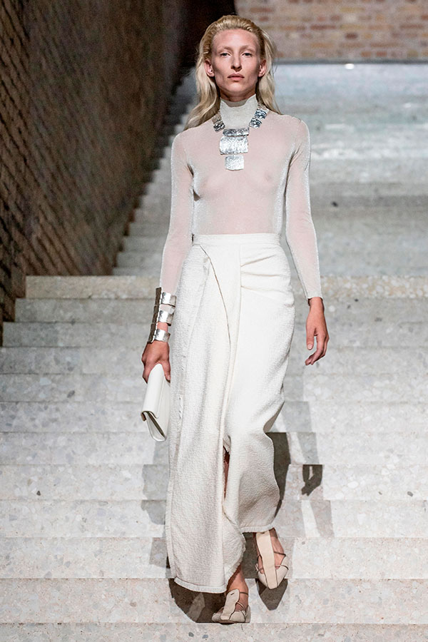 Mm Look 045 600x900 Max Mara Mm Look 045 600x900 Max Mara